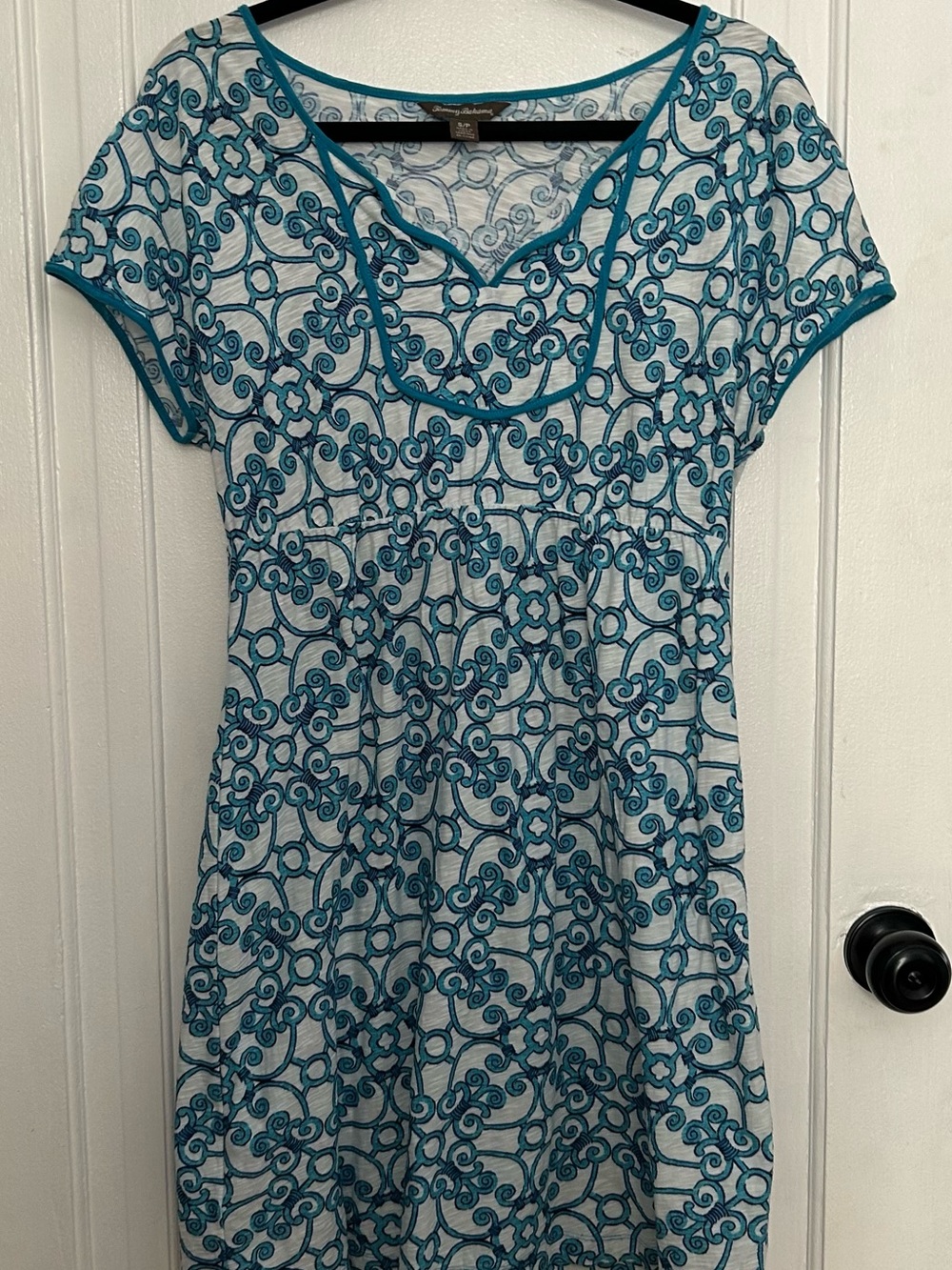 Tommy Bahama white Tunic with Teal Scroll Embroidery